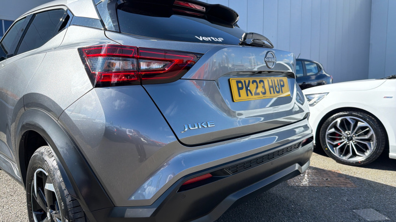 Nissan Juke 1.0 DiG-T 114 N-Connecta 5dr Petrol Hatchback